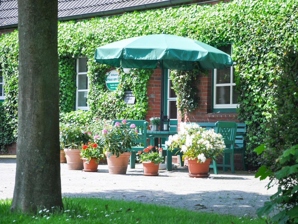 Haus Am Deich Apartment Utersum Exterior photo