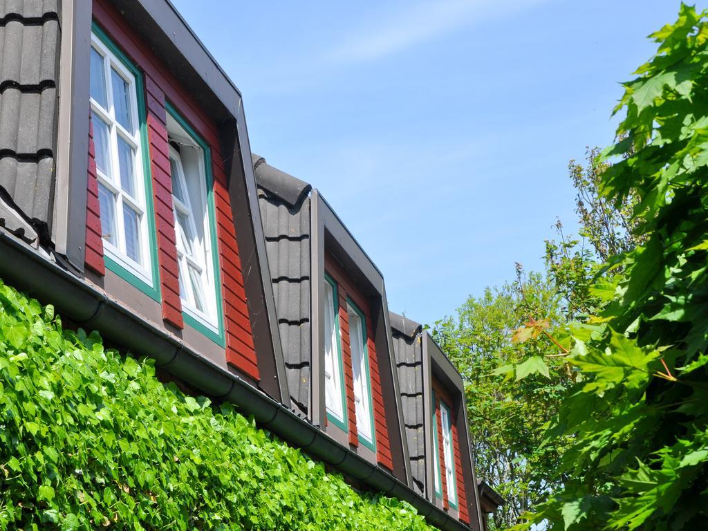 Haus Am Deich Apartment Utersum Exterior photo